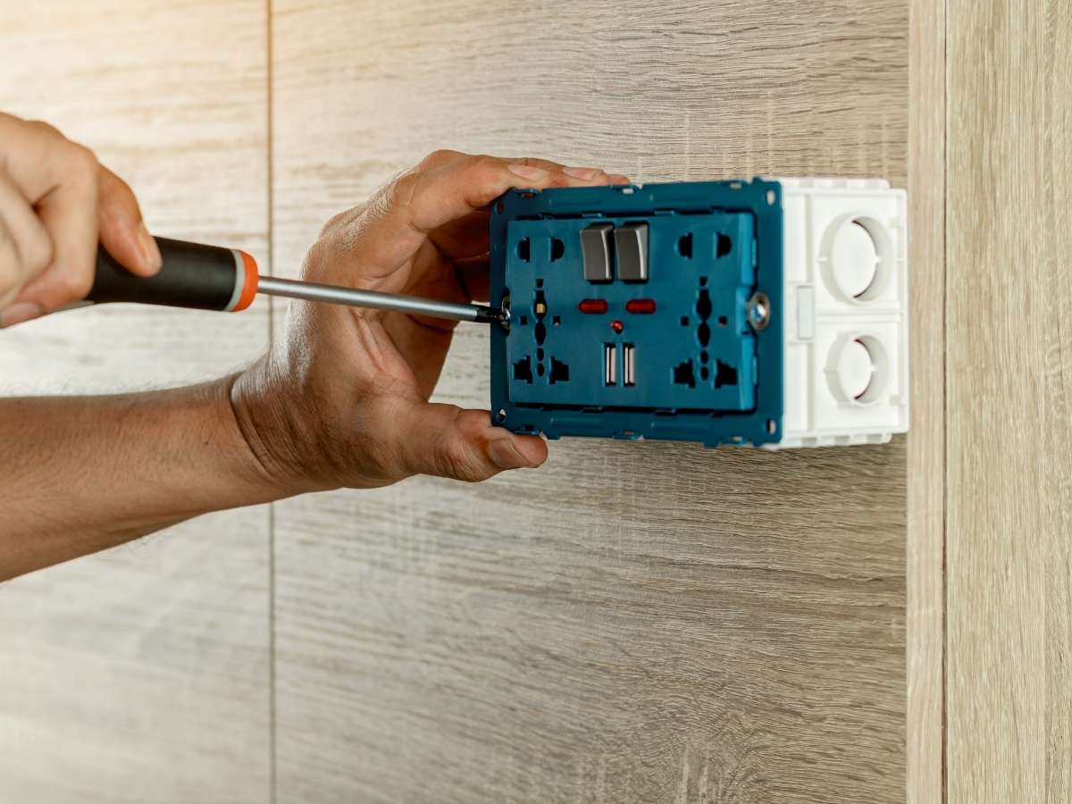 Queens home inc Electrical Services