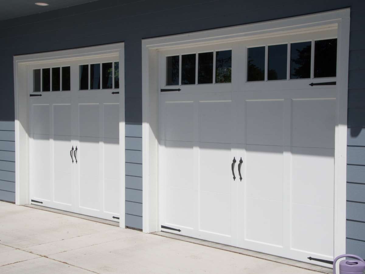 Queens home inc Garage