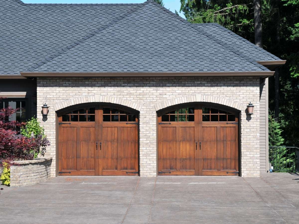 Queens home inc Garage