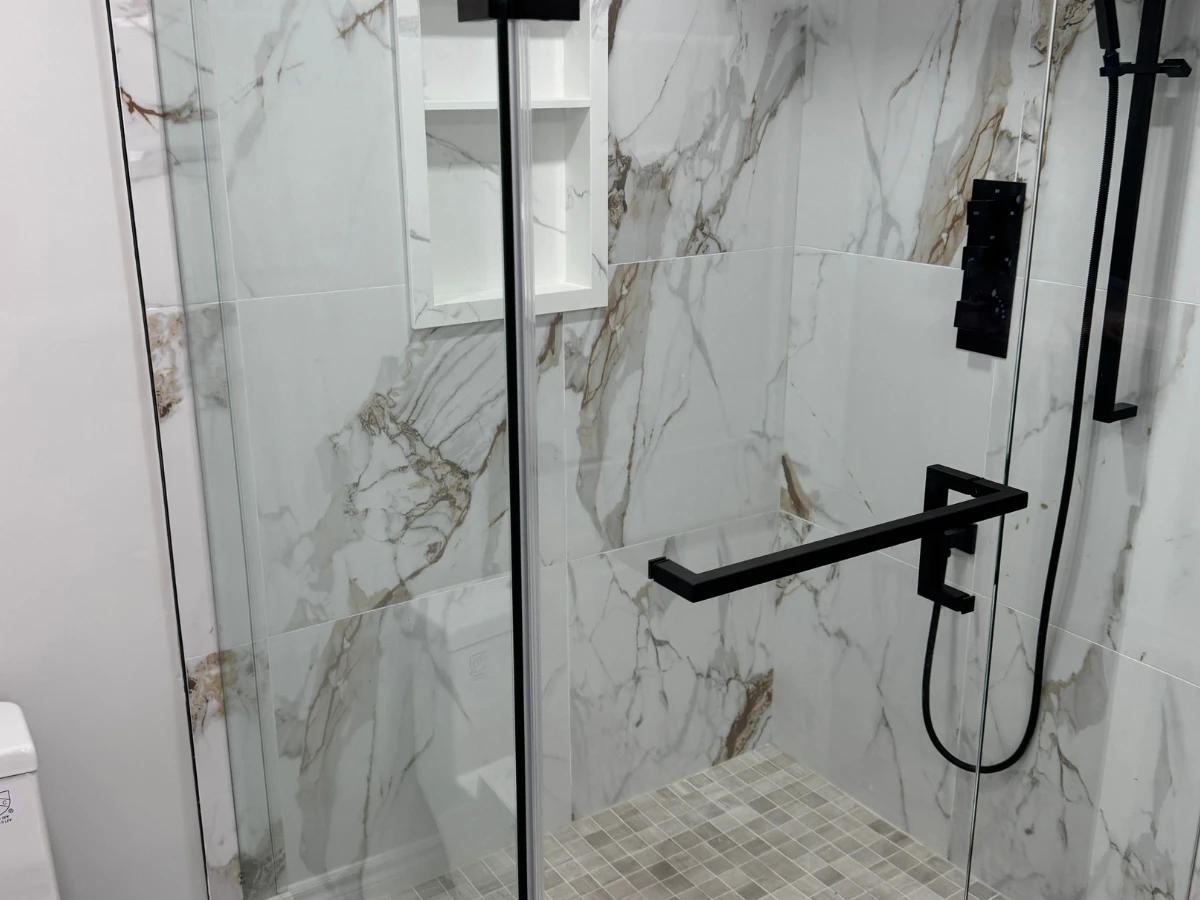 Bathroom Renovation (Promotional) – Main St, Dundalk, ON4