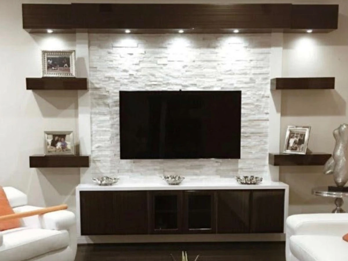 Custom Full House Renovation with Structural Wall Removal – Barton Ln, Uxbridge, ON