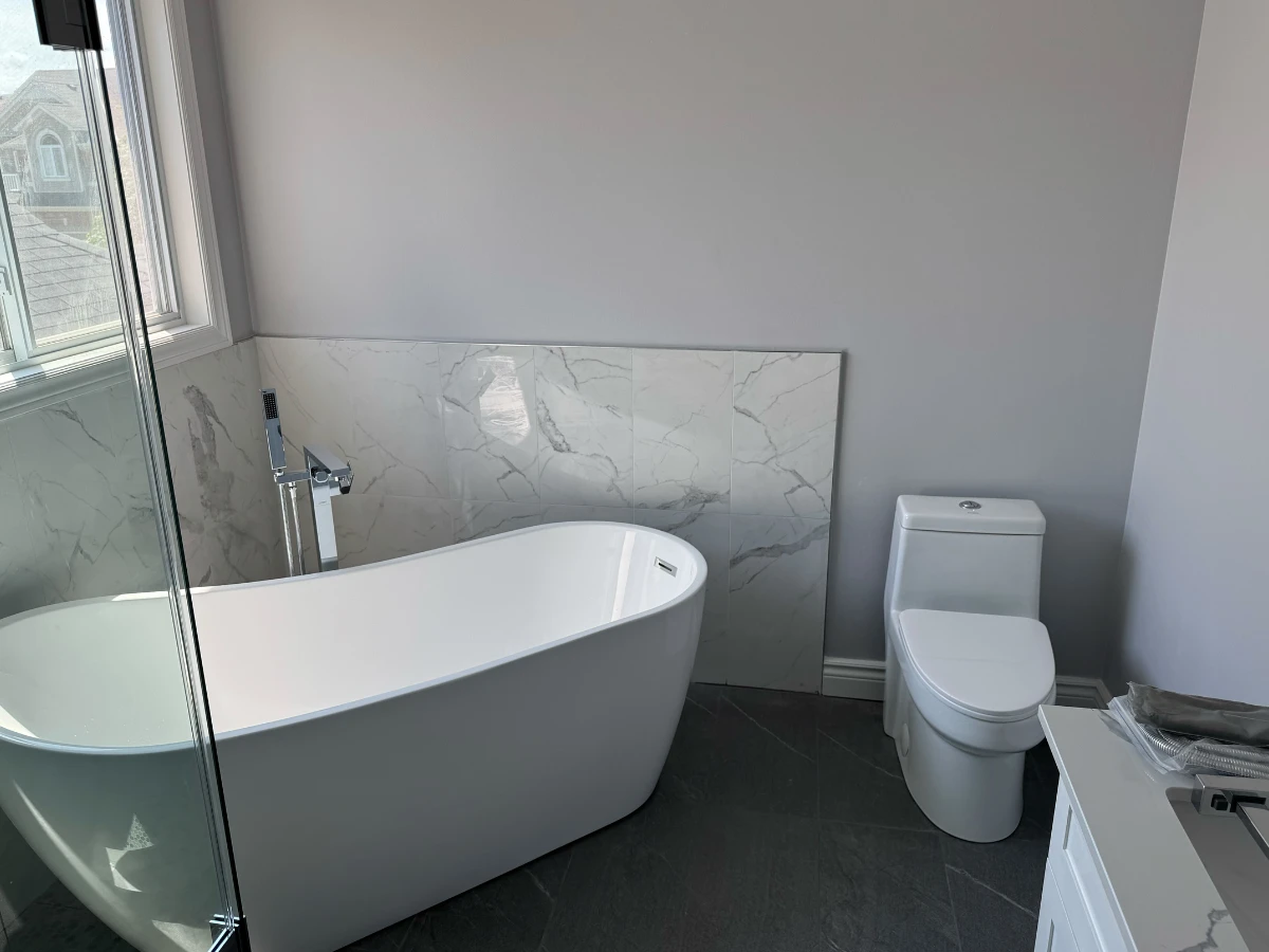 Master bathroom Renovation: Holden St Collingwood, ON